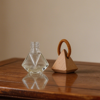 Diffuseur de parfum pour voiture en verre givré, forme fantaisie, avec couvercle en bambou naturel de luxe, 6 ml, 8 ml, flacon vide à suspendre