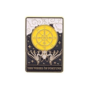Collection de Broches Métalliques Créatives Cartes de Tarot - Badges Émaillés Géométriques Magiques - Product Image 4