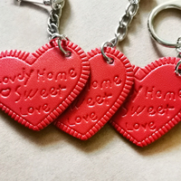 Porte-clés personnalisé gravé en cuir PU rouge avec anneau en métal en forme de cœur