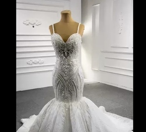 S0582N Vestido de Novia Moderno para Mujer, Blanco, con Encaje Pesado, Largo hasta el Suelo, Personalizado, con Perlas de Lujo y Cuentas, Silueta Sirena/Trompeta - Product Image 3