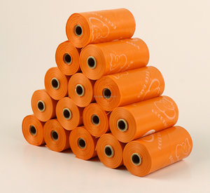 Sacs à déjections pour animaux de compagnie biodégradables et compostables avec logo personnalisé imprimé en usine, sacs à crottes pour chien avec distributeur - Product Image 5