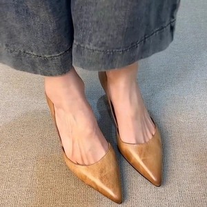 รองเท้าส้นสูงหัวแหลมแบบปิดสำหรับผู้หญิง ฤดูใบไม้ผลิ/ฤดูใบไม้ร่วง หนัง PU พื้นยาง รองเท้าเจ้าสาวแบบเรียบ - Product Image 3