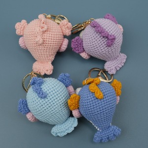 Baumwollgarn-Häkel-Schlüsselanhänger, geflochten, niedlich, gestrickt, mit Würstchenmund, Fischpuppe, Halloween-Kindergeschenk - Product Image 3