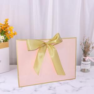 Sac à provisions de luxe recyclé personnalisé en papier avec poignée en ruban Sac cadeau recyclé avec votre propre logo - Product Image 4