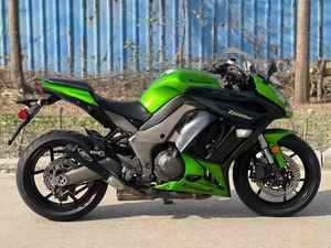 <span class=keywords><strong>Kawasaki</strong></span> Z1000 SX : <span class=keywords><strong>Moto</strong></span> Sportive Haute Performance avec Vitesse Maximale de 80 km/h – Motos d'Occasion à Essence - Product Image 3