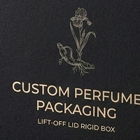 Boîte à parfum rigide noire de luxe sur mesure, deux pièces, avec couvercle amovible et insert ajusté, pour présentation d'emballages de parfums personnalisés