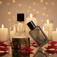 Flacons de parfum de luxe de 50 ml, design de mode, personnalisés, avec un embout à sertir de 15 mm et un vaporisateur à pompe