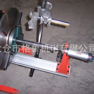 แท่นหมุนเชื่อมขนาด 400 มม. 220V ปรับเอียงได้ 90 องศา ความเร็ว 0.5-3.5 รอบต่อนาที สำหรับเชื่อมหน้าแปลนท่อ - Product Image 3