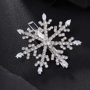 กิ๊บติดผมรูปเกล็ดหิมะน่ารักสำหรับฤดูใบไม้ร่วงฤดูหนาว กิ๊บติดผมรูปปากเป็ดประดับเพชรระยิบระยับ อุปกรณ์เสริมผม - Product Image 5