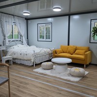 Maison préfabriquée en conteneur avec porte grillagée, revêtement de sol SPC, toit ondulé, fenêtres en aluminium à rupture de pont thermique, bureau sur site