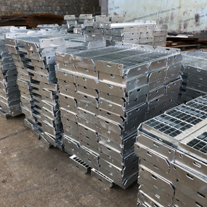 <span class=keywords><strong>Escalier</strong></span> industriel extérieur antidérapant en acier avec mains courantes Marches d'<span class=keywords><strong>escalier</strong></span> métalliques - Product Image 5