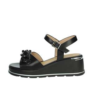 Sandalias de Plataforma con Cuña para Mujer K-11000 Beige con Detalle de Flor - Product Image 1