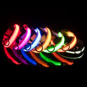 Venta al por mayor suave LED luminoso recargable intermitente mascota perro <span class=keywords><strong>Collar</strong></span> de cuero ajustable reflectante táctico moderno Animal USB - Product Image 2