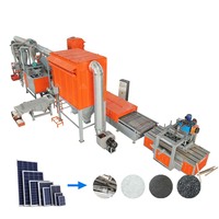 Ligne de recyclage de panneaux solaires photovoltaïques en verre et aluminium certifiée CE pour la séparation des déchets de panneaux solaires