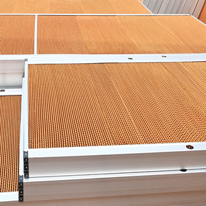 Nouvelle couverture de refroidissement évaporatif en papier avec cadre et pompe pour le refroidissement des serres d'élevage de bétail et de volailles sur les fermes - Product Image 1