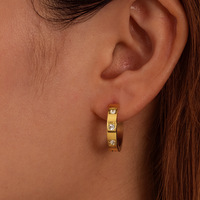 Maßgefertigte 316L Edelstahl Kleine Creolen für Damen, Huggie-Ohrringe mit CZ-Kristallen, Drei Steine, Goldton, Klappbare Ohrringe, Großhandel Schmuck