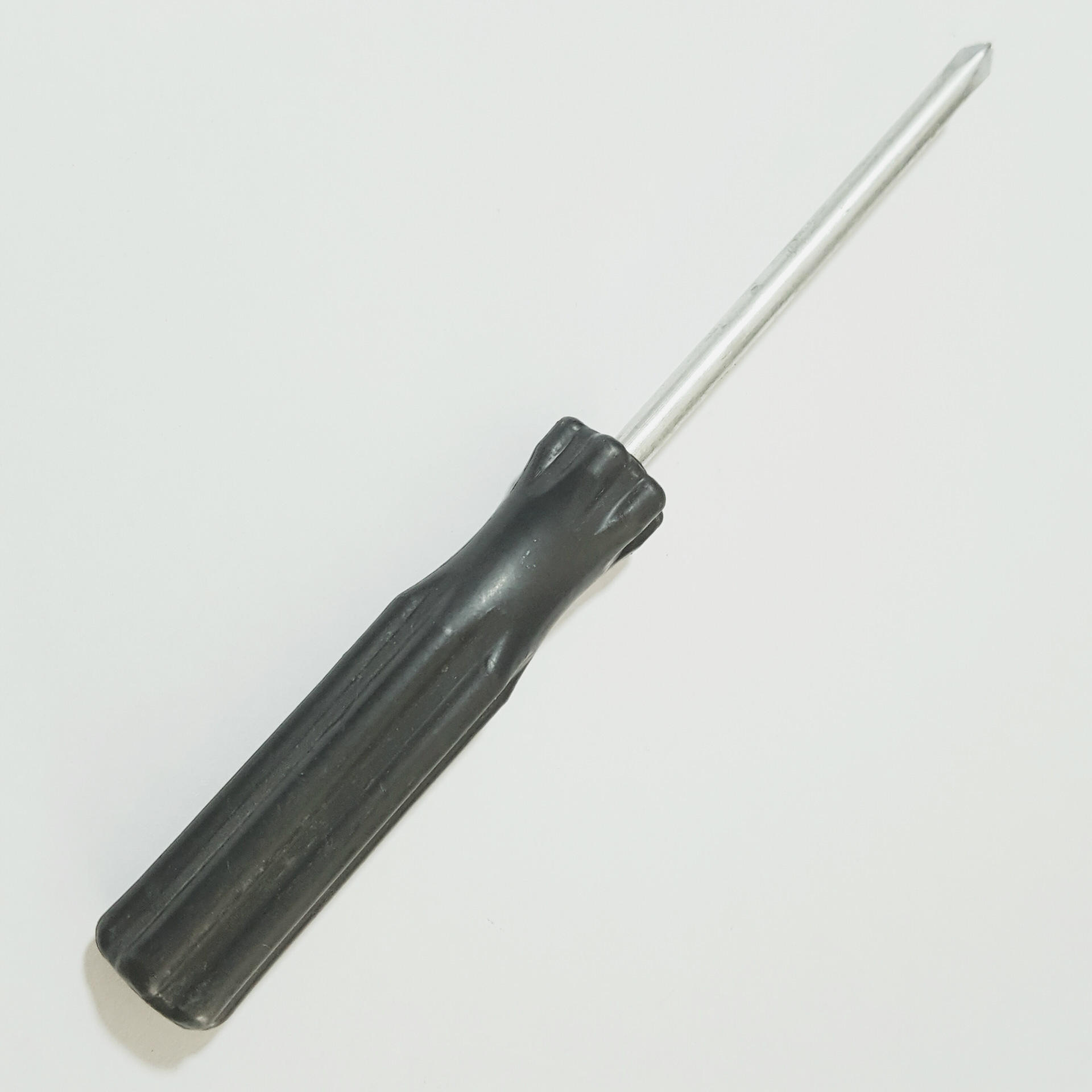 black screwdriver