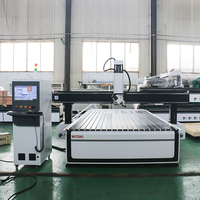 2026 6 kW Machine de fraisage CNC 3 axes à refroidissement par air avec ATC, moteur de broche oscillante, pompe et commande Syntec pour le bois et l'aluminium