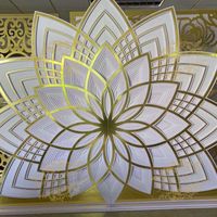 Dekorasi Panggung Acara Pernikahan Desain Baru Bentuk Bunga PVC Cermin Emas Latar Belakang Pernikahan Lotus