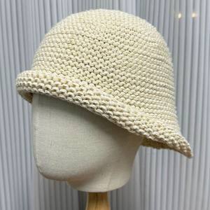 Chapeau Bob Tricoté Vintage de Haute Qualité avec Ourlet Roulé et Nœud <span class=keywords><strong>au</strong></span> Crochet pour Femme – Idéal <span class=keywords><strong>Hiver</strong></span> et Quotidien - Product Image 3