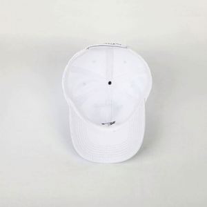 Casquette de baseball personnalisée professionnelle à 6 panneaux, unisexe adulte, non structurée, blanche, en polyester à séchage rapide, avec broderie et fermeture auto-agrippante - Product Image 6