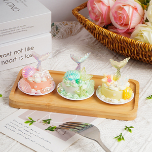 Adornos de Plástico para Pastel con Temática de Sirena, con Conchas y Perlas - Diseños Decorativos Inspirados en el Océano para Decoración del Hogar y Fiestas - Product Image 3
