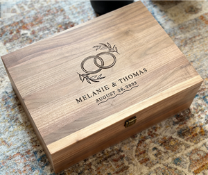 Caja <span class=keywords><strong>de</strong></span> Recuerdos <span class=keywords><strong>de</strong></span> Boda Personalizada - Caja <span class=keywords><strong>de</strong></span> <span class=keywords><strong>Madera</strong></span> Grabada a Medida <span class=keywords><strong>para</strong></span> Parejas - <span class=keywords><strong>Regalos</strong></span> <span class=keywords><strong>de</strong></span> <span class=keywords><strong>Aniversario</strong></span>, <span class=keywords><strong>Regalos</strong></span> <span class=keywords><strong>para</strong></span> Despedida <span class=keywords><strong>de</strong></span> Soltera - Product Image 5