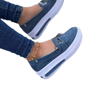 <span class=keywords><strong>Tenis</strong></span> de Alta Calidad para <span class=keywords><strong>Mujer</strong></span> Primavera Verano 2026 Estilo Europeo y Americano Antideslizantes de Moda con Suela Gruesa y Cómodos - Product Image 1