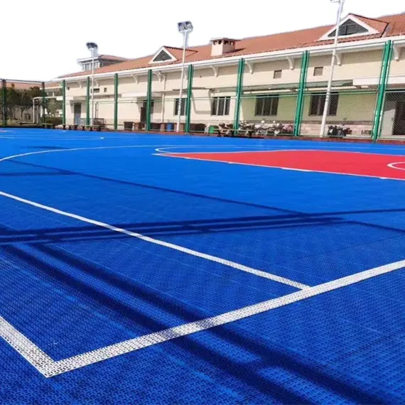 Plancher de sport modulaire portable pour terrain de volley-ball pour cinq personnes pour une utilisation en extérieur