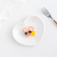 Assiette Cœur Blanche Réutilisable Écologique en Mélamine – Vaisselle de Fête en Plastique – Prix Usine Abordable