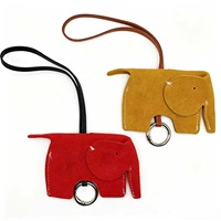 Porte-clés éléphant en cuir fait main, accessoire de sac portable, breloque de voiture, cadeau créatif et tendance, vente en gros