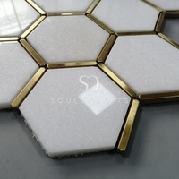 Soulscrafts Moderne 75mm Statuaire Blanc Thassos Marbre Mosaïque Carreaux Or Acier Inoxydable Hexagone Design pour Murs Intérieurs