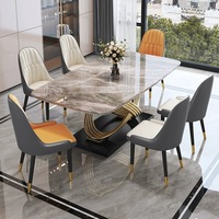 Ensemble de table à manger en pierre frittée de luxe léger, table à manger rectangulaire en pierre avec base en métal doré, haut de gamme pour la maison