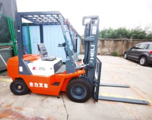 Precio barato usado HELI K25 2,5 Ton carretilla elevadora motor diésel 4x4 rueda móvil PLATAFORMA ELÉCTRICA herramientas de carga - Product Image 3