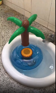 Altavoz Bluetooth Flotante para Piscina con Diseño de Palmera, Altavoz Inalámbrico Impermeable de 3W, Económico para Piscina - Product Image 6