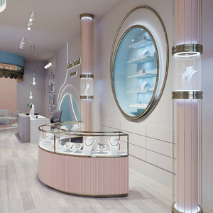 خزانة عرض للمجوهرات بخطوط منحنية وزخارف معدنية أنيقة، لوحة وردية غير لامعة + زجاج شفاف - Product Image 2