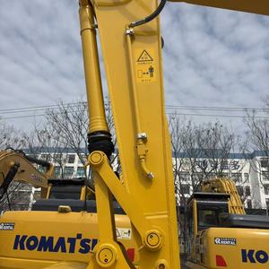 Excavadora hidráulica de cadenas Komatsu PC200 usada original de Japón, excavadora mediana de 20 toneladas, pocas horas de trabajo, en venta. - Product Image 4
