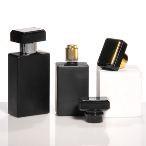 <span class=keywords><strong>Oud</strong></span> Oem Odm all'ingrosso 5Ml 10Ml 15Ml 50Ml di lusso unico nero quadrato di profumo di imballaggio bottiglie vuote con scatola - Product Image 1