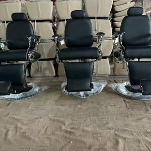 Sillón de Barbería de Estilo Antiguo, Color Personalizado, Plateado, Asiento de Cuero Sintético para Peluquería, Disponible para la Venta - Product Image 3