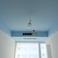 Peinture murale en latex imperméable de couleur pour appartement, peinture murale en latex à base d'eau écologique de couleur personnalisée pour chambre à coucher