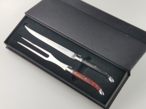 Juego <span class=keywords><strong>de</strong></span> <span class=keywords><strong>Cuchillos</strong></span> <span class=keywords><strong>para</strong></span> Trinchar con Diseño Completo - Mango <span class=keywords><strong>de</strong></span> Madera - <span class=keywords><strong>para</strong></span> <span class=keywords><strong>Cortar</strong></span> Pavo Asado, Jamón, BBQ - Cuchillo <span class=keywords><strong>de</strong></span> Chef <span class=keywords><strong>de</strong></span> Acero Inoxidable <span class=keywords><strong>de</strong></span> 7.5 Pulgadas - Día <span class=keywords><strong>de</strong></span> Acción <span class=keywords><strong>de</strong></span> Gracias - Product Image 5