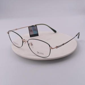 2025年新モデルチタン眼鏡フレームビンテージおしゃれなビジネス通勤女性用メガネ - Product Image 5