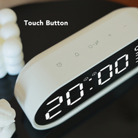 Digitaler Wecker LED Snooze Tisch thermometer Elektronisches USB-Ladegerät Smart Desktop Spiegel Wecker Tages uhr für Senioren