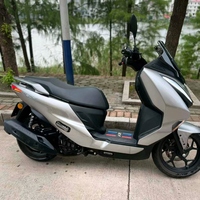 CFMOTO 150SC-F, el Primer Scooter de 150cc y 4 Tiempos con Plataforma Plana en China, con Motor de 149cc Refrigerado por Agua y ABS/TCS para Desplazamientos Urbanos