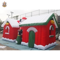 Château gonflable pour enfants sur le thème de la maison hantée d'Halloween, avec des fantômes et des gargouillons effrayants