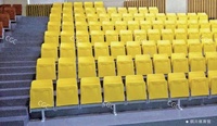 Sièges de sport de plein air pliants en plastique confortables de siège de stade creux Offre Spéciale en usine