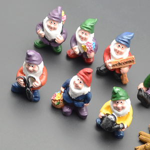 Cute Home Decor fairy Garden Flower Pot Accessories <strong>Kit</strong> Unique Wholesale Welcome Resin Bonfire Wine <strong>Bottle</strong> Kettle Gnomies Gnome - Product Image 2
