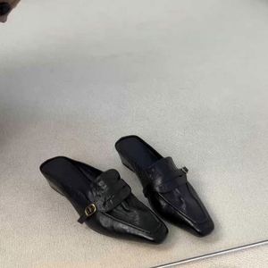 Mules élégantes rétro en cuir véritable et peau de mouton à bout fermé pour femmes, confortables, à talon bas, sandales d'extérieur - Product Image 1