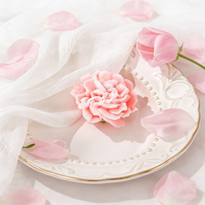 Mother'<strong>s</strong> Day Carnation Candles Paraffin Wax 1 to 2 Hours Burn 5 Colors for Gift Home Decor - Product Image 3