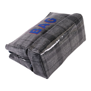 Bolsa de Aseo Personalizada Negra Impermeable de Alta Calidad, Bolsa de Viaje Portátil y Duradera de Cuero PU, Bolsa de Cosméticos de Moda - Product Image 2